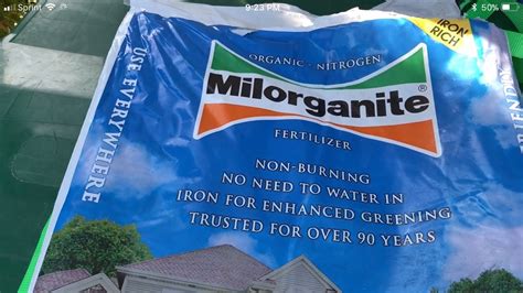 The application rate at this time is 32 pounds per 2,500. Milorganite Fertilizer: Do I like it? - YouTube