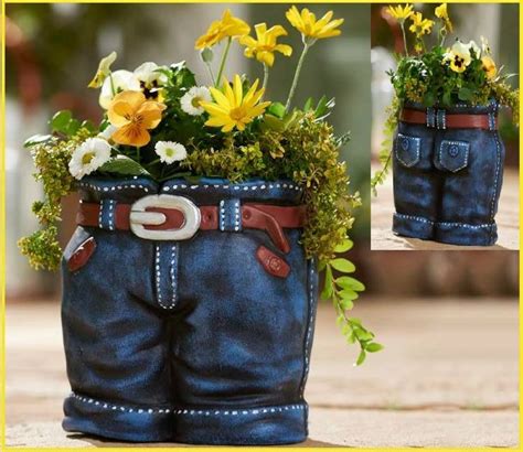 Ejmts Uvb Onselz J Jeans Yard Waste Unusual Flowers