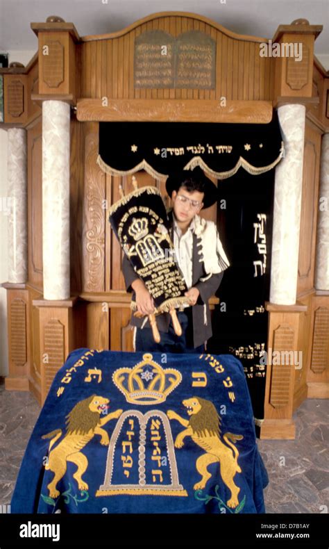 Torah Scroll Hi Res Stock Photography And Images Alamy