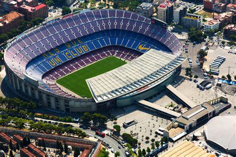 Foto Stadion Barca Barcelona Reveal Designs For The New Camp Nou