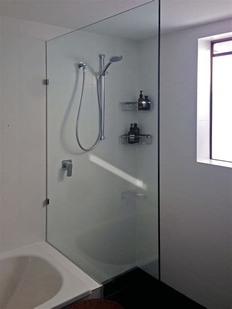 This corner tub is similar to another tub featured above, but the decor and color combinations make a corner bathtub often allows you to add a personal spin on your bathroom design, thanks to all the. Walk in shower with corner shower baskets. | Bathroom ...