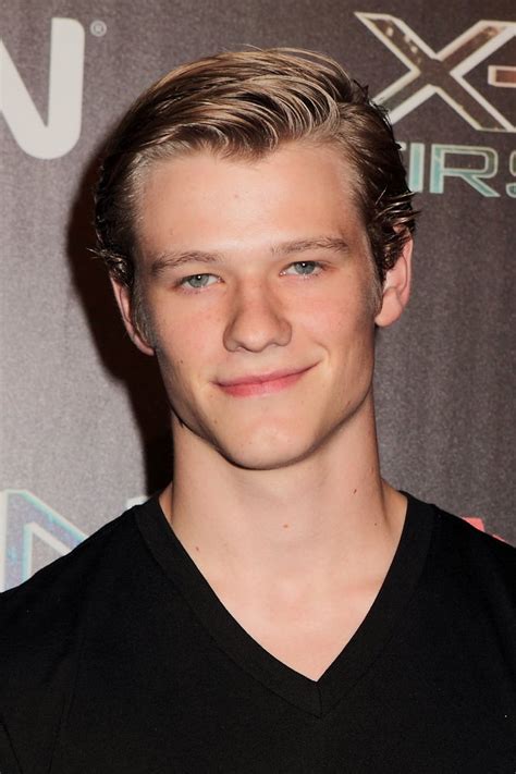 It has all the perks of long hair (an endless amount of styling options). Men's Medium Length Hairstyles Ideas For 2016 - Mens Craze