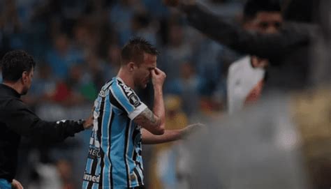 Grêmio Perde De Virada E Vê River Se Classificar Para Final Da