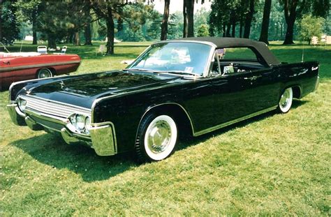 Marketed among the top luxury vehicle brands in the united states for nearly its. Mookey's Mood: Early 1960's Lincoln Continentals...pure class!