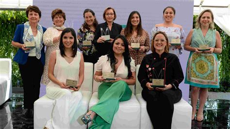 10 Salvadoreñas Reciben Reconocimiento Mujeres Influyentes Noticias