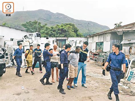 首次登入請先申請 register for new account. 入境處包機遣返假難民 - 東方日報