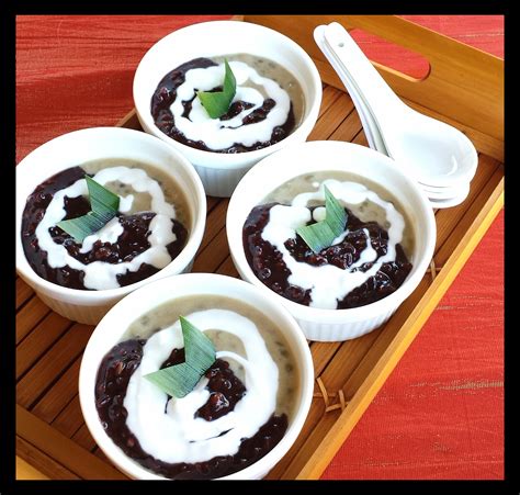 Black Glutinous Rice Pudding With Coconut Milk And Mung Beans Porridge Liadella Blog
