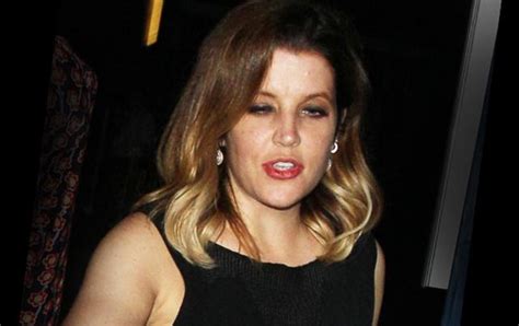 Lisa Marie Presley Checks Into Rehab To Fight Addiction To Alcohol And Drugs