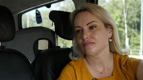 Marina Ovsyannikova Former Russian Tv Journalist Who Staged On Air Protest Has Fled Country