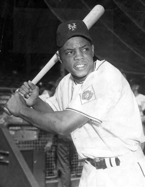 Willie Mays Hits His 512th Career Hr To Break Mel Otts Nl Record