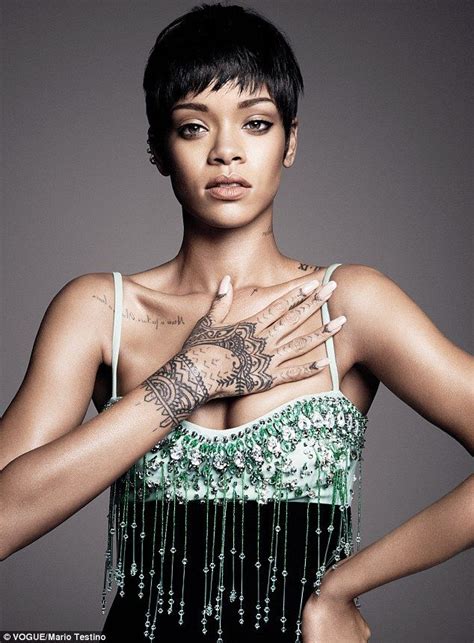 Rihanna Tattoo Hand Rihannas Tattoos Hand Art Tribal Fav Images
