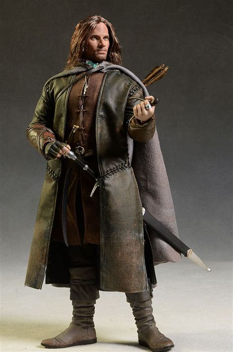 Lord Of The Rings Aragorn Sixth Scale Action Figure Aragorn Aragorn