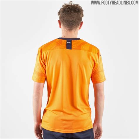 Newcastle united fcподлинная учетная запись @nufc. Newcastle United 19-20 Ausweichtrikot Veröffentlicht - Nur ...