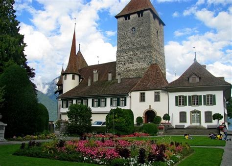 History Of Spiez Castle Thun Switzerland With Map And Photos