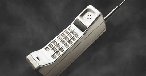 ¿cuál Fue El Primer Teléfono Celular Del Mundo Y En Qué Año Se Inventó