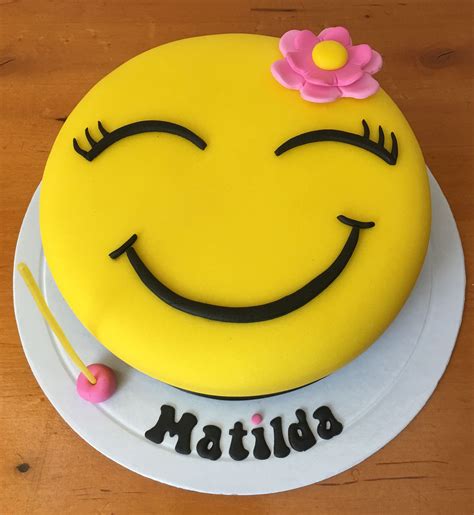 Emoji Bolo Cake Cakedesign Taart Traktaties Verjaardagstaart