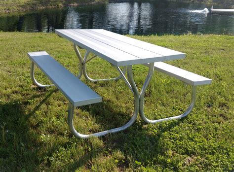 All Aluminum Picnic Table With Stainless Steel Hardware Rosendale