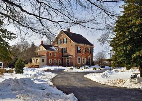 Americas 50 Most Infamous Homes Bob Vila