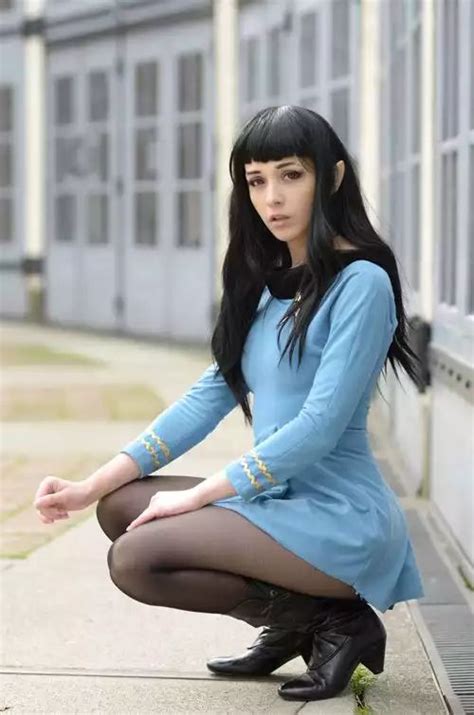To Boldly Go Imgur Sexy Cosplay Cosplay Woman Star Trek Cosplay