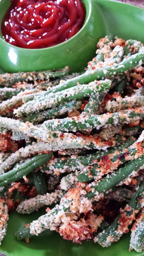 Add the green beans and stir to coat them evenly in the creamy sauce. Baked Green Bean Fries | Baked green beans, Green beans ...