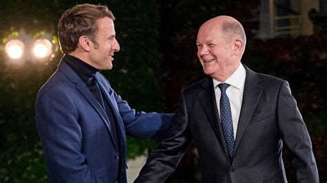 Olaf Scholz empfängt Frankreichs Präsident Macron zum Abendessen in Potsdam