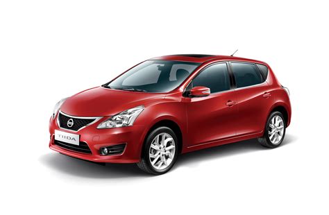 Nissan Tiida Regions Best Selling Compact Hatchback Continues To Amaze Times Of Oman