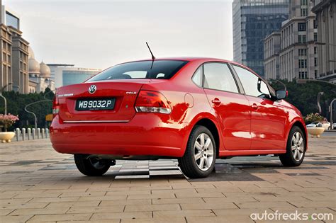 Volkswagen polo 1.6 at highline. TEST DRIVE REVIEW: Volkswagen Polo Sedan 1.6 - Autofreaks.com