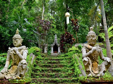 9 Beautiful Temples In Chiang Mai Unlike Anywhere Else In Thailand