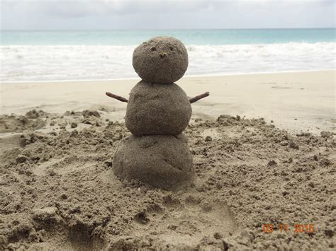 Sand Snowman Captures Third Place In Wild And Wacky Shoot For The Stars