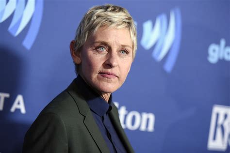 May 12, 2021 at 7:25 p.m. Ellen DeGeneres dương tính COVID-19, show ngưng tới đầu năm 2021 - Việt Hải Ngoại