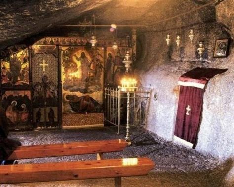 Πάτμος Οδοιπορικό στο Σπήλαιο της Αποκάλυψης Εκεί όπου ο Θεός μίλησε