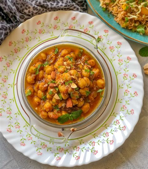 Moroccan Chickpeas Stew Recipe By Archanas Kitchen