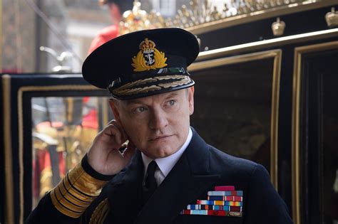 Jared Harris In The Crown Is The Must See Performance Of The Season Gq