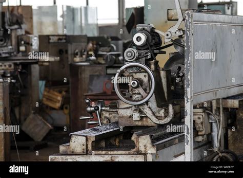 Old Lathe Factory Hi Res Stock Photography And Images Alamy