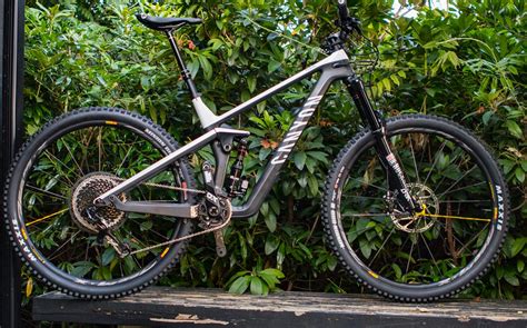 2019 Canyon Strive Cfr 90 Team Unboxing