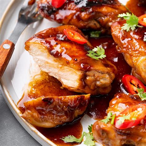 Vietnamese One Pan Caramel Chicken Recipe In 2020