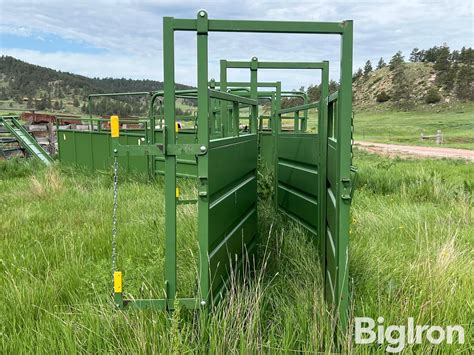 Powder River Cattle Chute Sections Bigiron Auctions