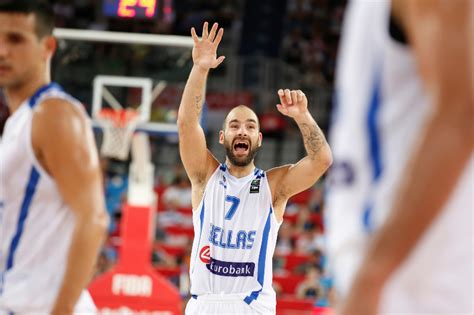 Spanoulis played such a formative role in the basketball development of the league's next big thing that a giddy doncic once bothered his hero during the fourth so he grew up with spanoulis. Vassilis Spanoulis Archives - BasketActu.com