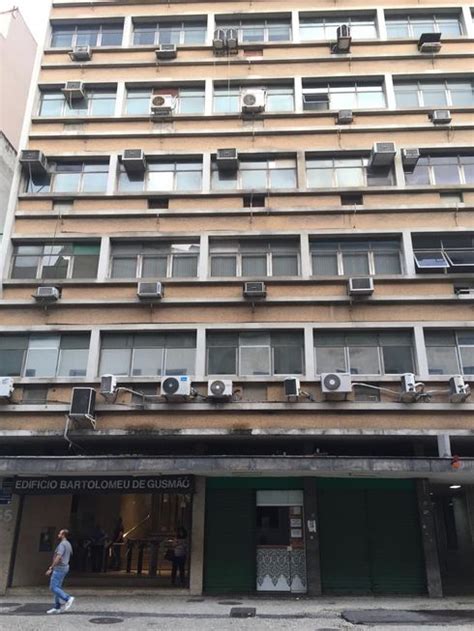 Ponto Comercial Na Rua Evaristo Da Veiga Centro Em Rio De Janeiro