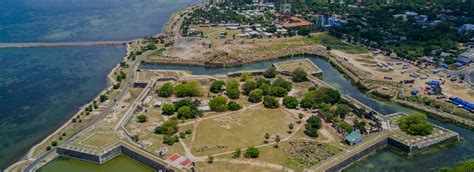 Шри ланка в индийском океане у юж. Visit Every Ancient Fort In Sri Lanka