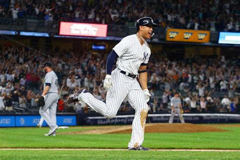 Yankees Giancarlo Stanton Hit With His Own Home Run Ball