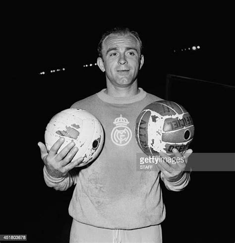 Alfredo Di Stefano Photos And Premium High Res Pictures Getty Images