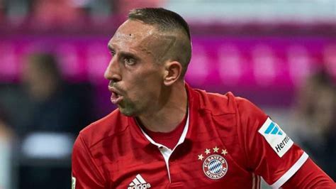 Bayern Munich Franck Ribery Signs A One Year Extension To His Contract
