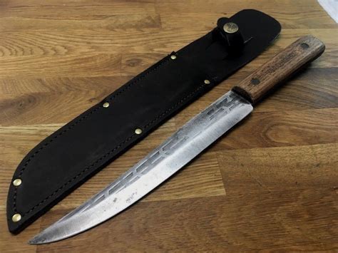 Vintage Razor Sharp Old Hickory Bushcraft Bowie 8 Carbon Steel Knife