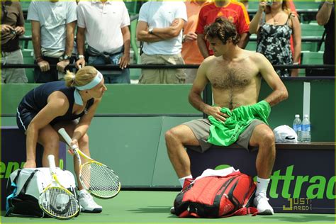 Roger Federer Goes Sony Shirtless Photo Roger Federer