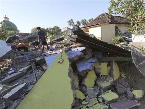 Indonesia Earthquake Deadly Quake Strikes Lombok Island Au — Australias Leading