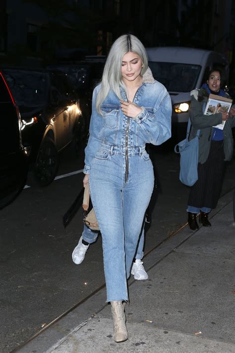 Kylie Jenner Just Stepped Out In A Super Fitted Denim Jumpsuit And She Looks Amazing Fashion