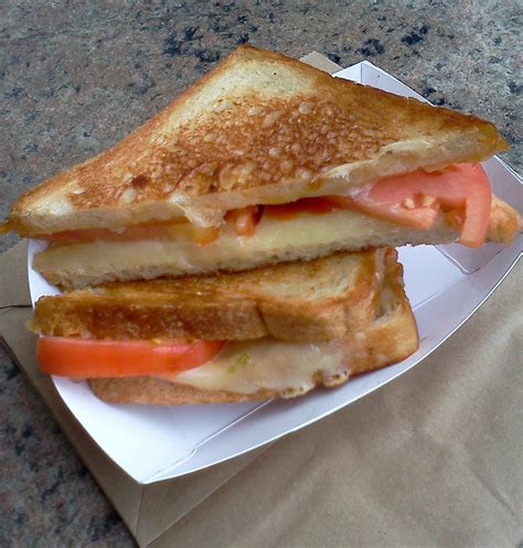 Studies in popular culture vol 15. Roxy's Grilled Cheese - Boston Food Truck Blog: Reviews ...