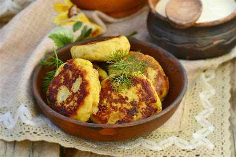 Semplice e sfiziosa allo stesso tempo, una vera delizia per grandi e piccoli. Polpette di ceci con albume | le uova Maia