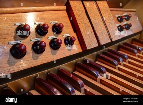 Pipe Organ Pedals Hi Res Stock Photography And Images Alamy
